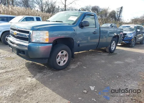 2009 Chevrolet Silverado 1500 Lt z USA, uszkodzony, nr VIN 1GCEK24049Z211524